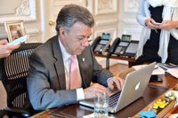 Santos se compromete a acelerar el diálogo de paz para lograr una tregua defintiva