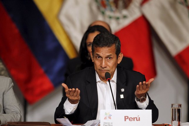 Peru's President Ollanta Humala talks at the 2015 Alianza del Pacifico political