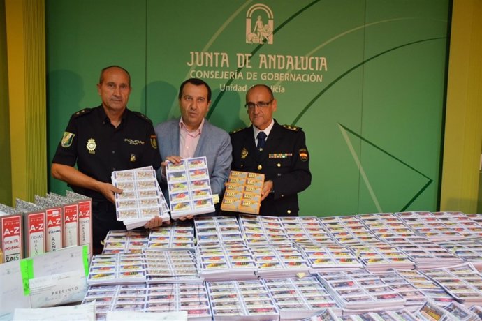 El delegado del Gobierno andaluz en Málaga, José Luis Ruiz Espejo boletos OID