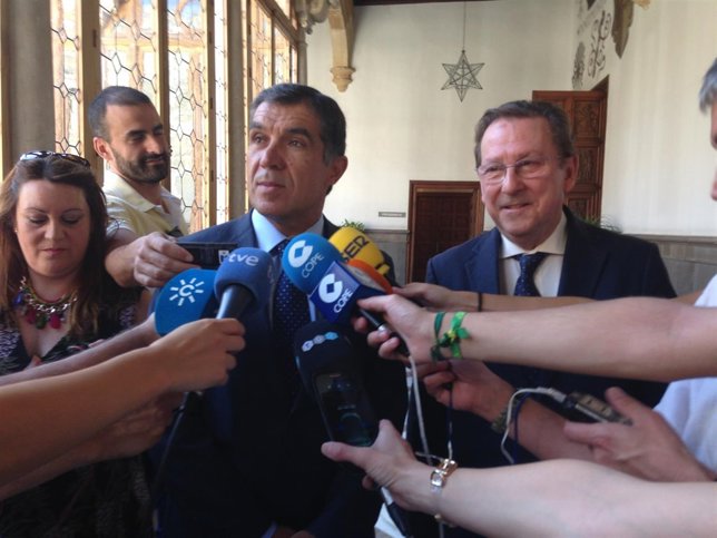 Presidente de TSJA, Lorenzo del Río, y consejero Emilio De Llera