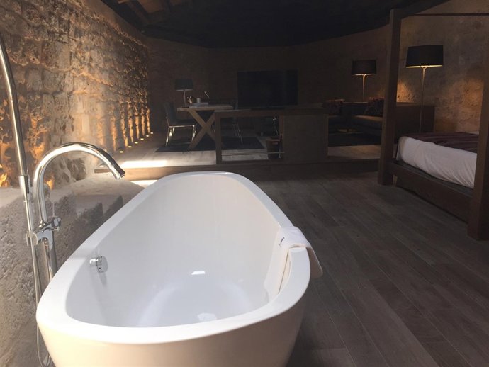 Una de las habitaciones del nuevo hotel balneario