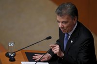 Santos pide a las FARC "compromisos concretos" para acelerar la negociación
