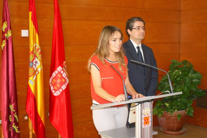 Rebeca Pérez y Jesús Pacheco dan cuenta asuntos de la Junta