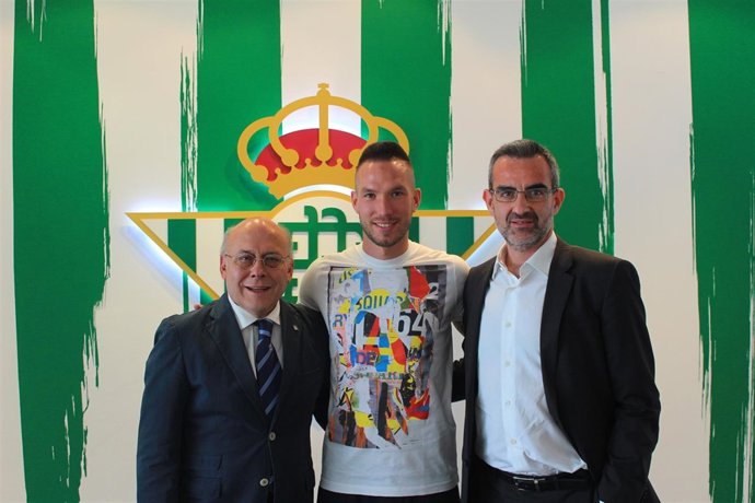 El francés Didier Digard, nuevo jugador del Real Betis