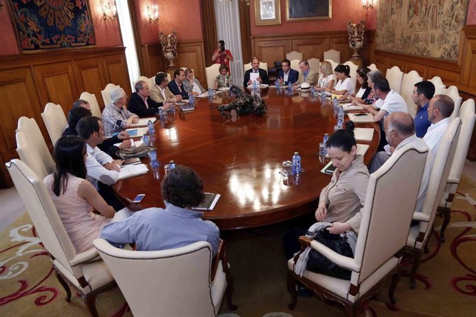 Fotografías: 11,00Horas.O Presidente Rafael Louzán Asiste Á Xuntanza Para A Co