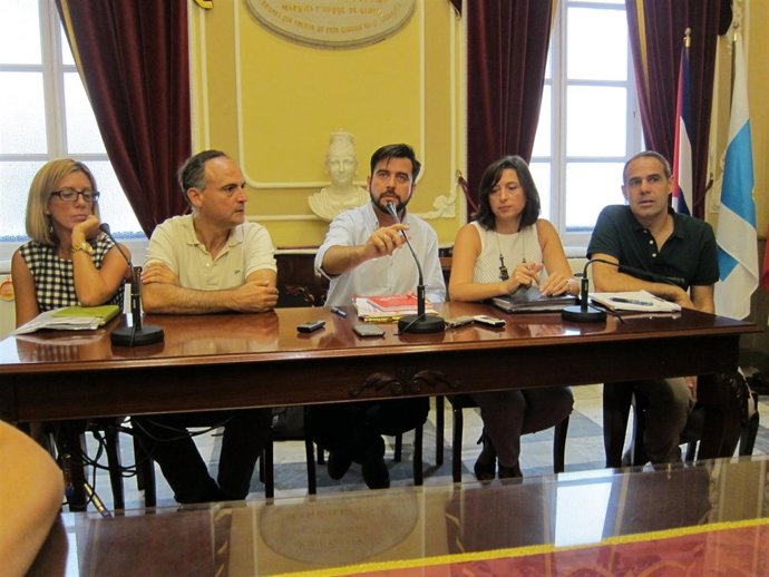 Rueda de prensa del Grupo Socialista en el Ayuntamiento de Cádiz