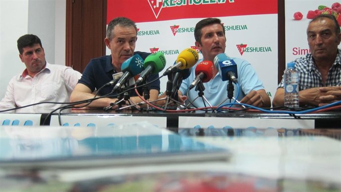 El presidente de la Plataforma en defensa de regadíos Condado, Cristóbal Picón