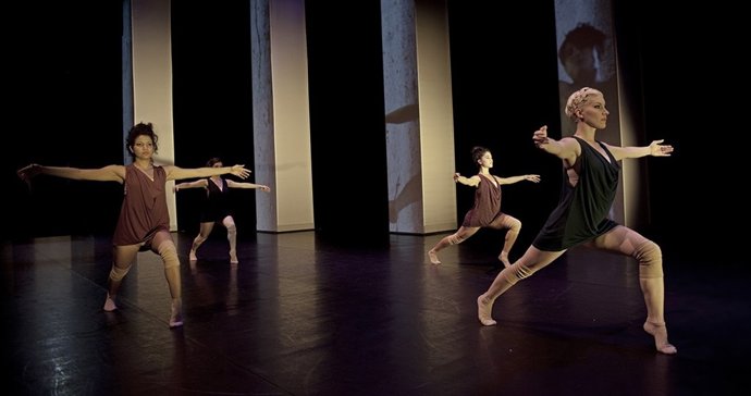 'Impronta En Sus Ojos' Deelsa Valbuena