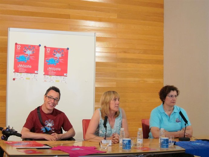 El presidente de ARDEM junto a la gerente de la Casa de los Periodistas