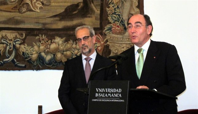 Ignacio Sánchez Galán durante su intervención en la Casa Museo Unamuno de Salama