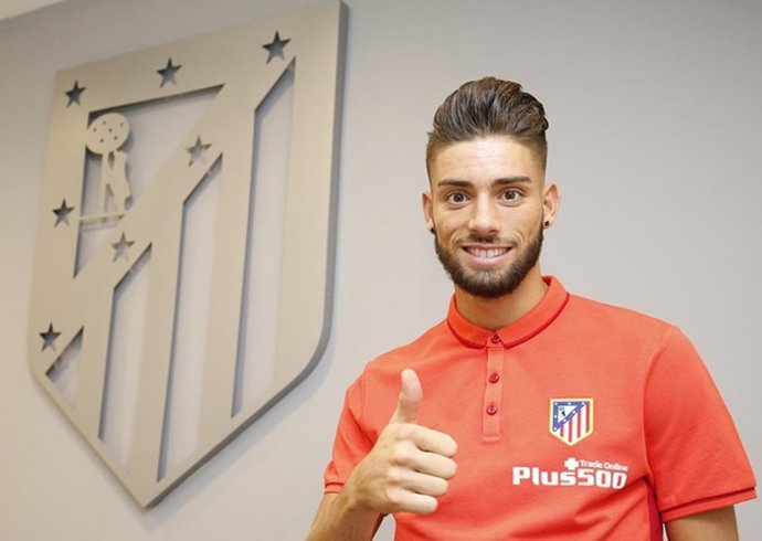 El Atlético de Madrid anuncia el fichaje del belga Yannick Carrasco