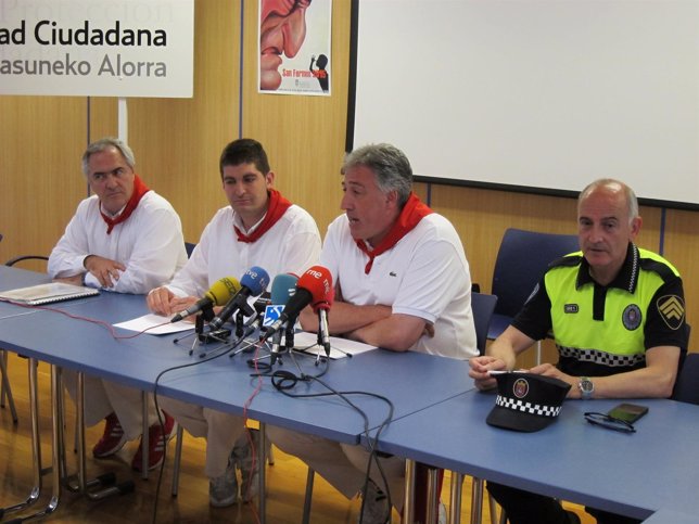 Joseba Asiron, Aritz Romeo, Alberto Margallo y Alfonso Fernández.