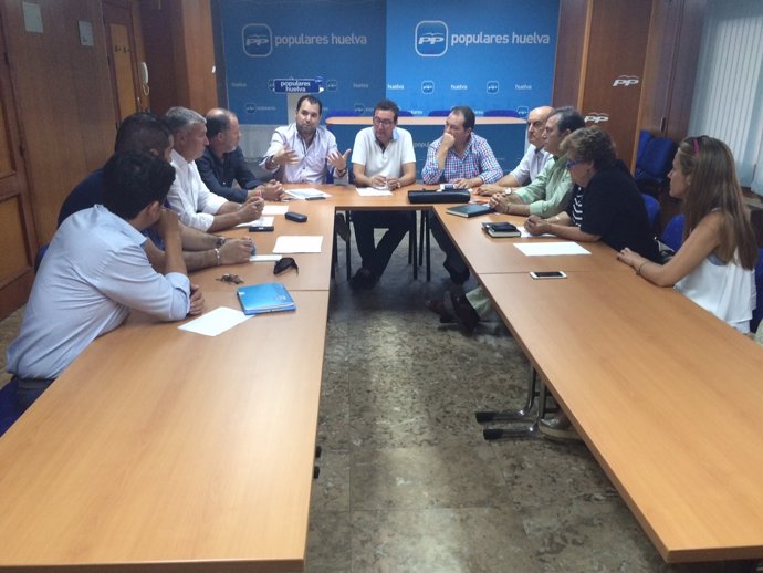 Reunión de alcaldes del PP de la Costa occidental de Huelva
