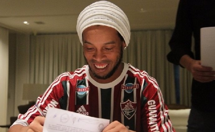 Ronaldinho, nuevo jugador del Fluminense