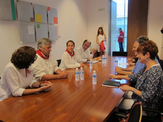 Reunión entre Geroa Bai y EH Bildu para negociar el modelo del nuevo Gobierno