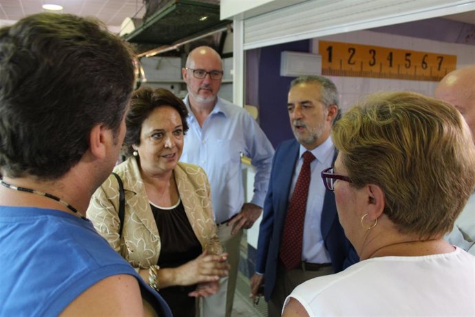FOTO MERCADO CERRO DEL ÁGUILA