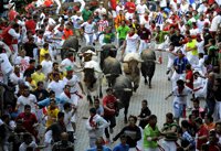 Veloces y nobles Miura para cerrar los encierros de 2015