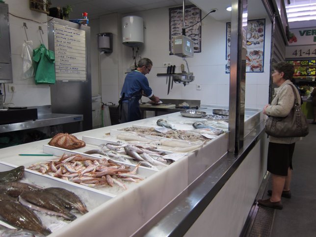 Mercado del Carmen, Málaga, puesto, pescado