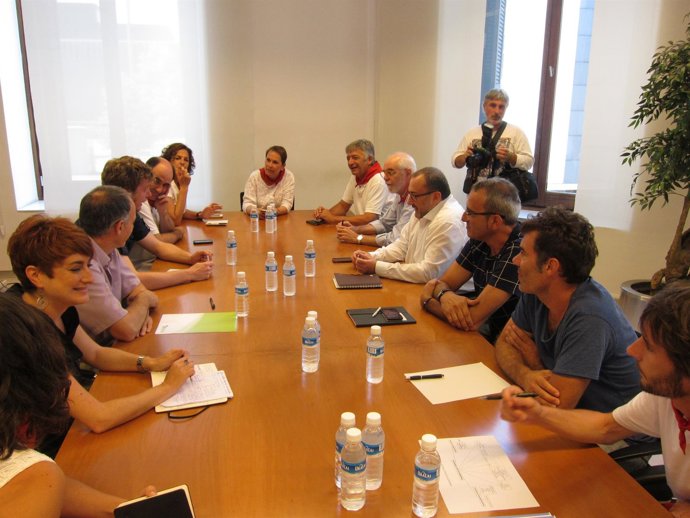 Reunión de Geroa Bai, EH Bildu, Podemos e Izquierda-Ezkerra.