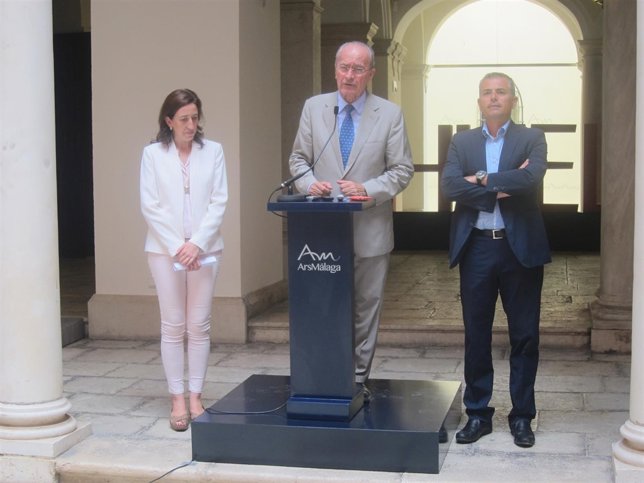 El alcalde de Málaga, Francisco de la Torre, en el Foro del Turismo