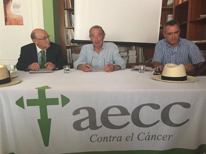 Rueda de prensa con motivo de la campaña de protección solar