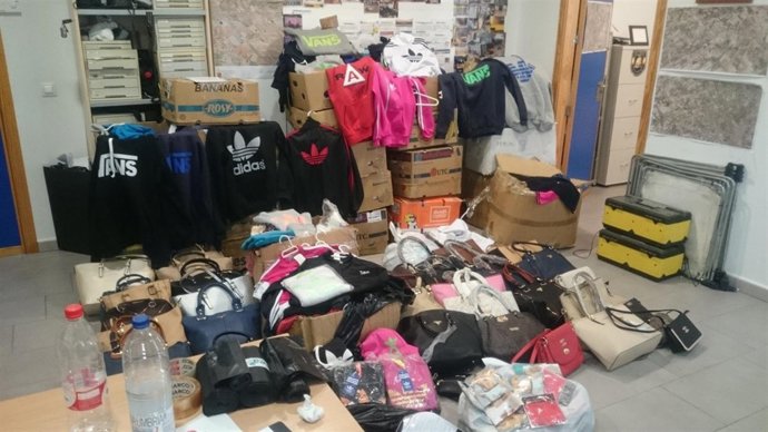 Imagen de los materiales incautados