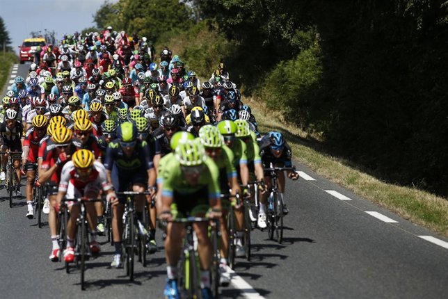 The pack of riders cycle during the 8th stage of theTour de France cycling race