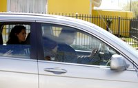 Un juez argentino ordena operativos en propiedades de los Kirchner