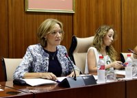 Ortiz orienta la Agricultura hacia un "modelo productivo más innovador"