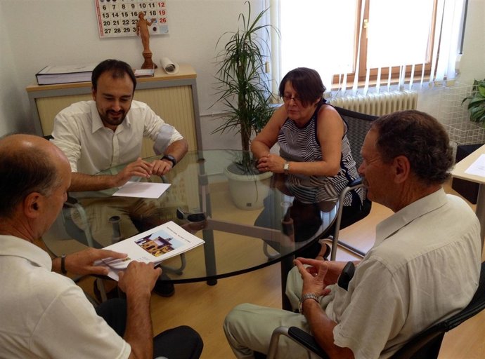 Reunión con los vecinos