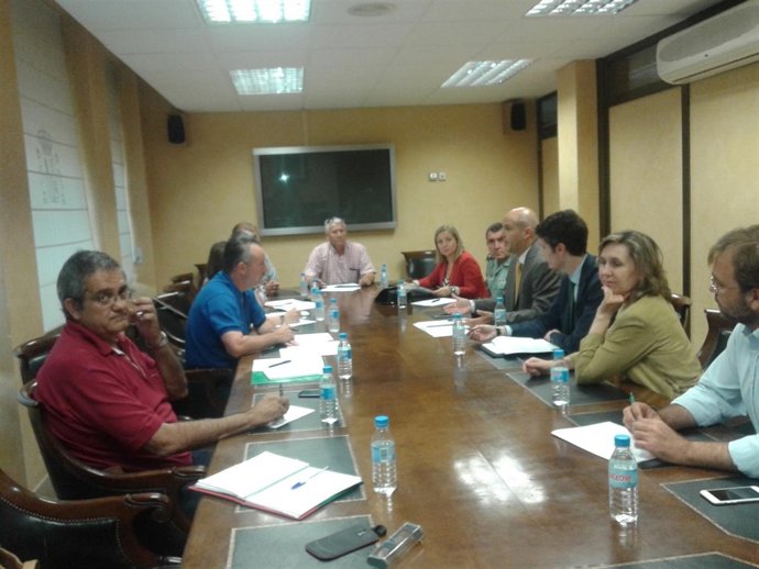 Reunión de los integrantes de UCCL en la Delegación del Gobierno