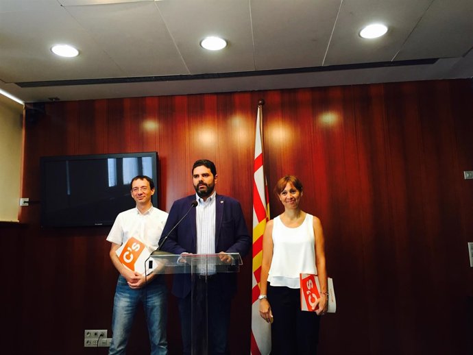 S. Alonso; P. Sierra; M. Barceló C's