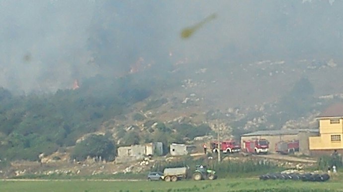 Incendio forestal en Camargo