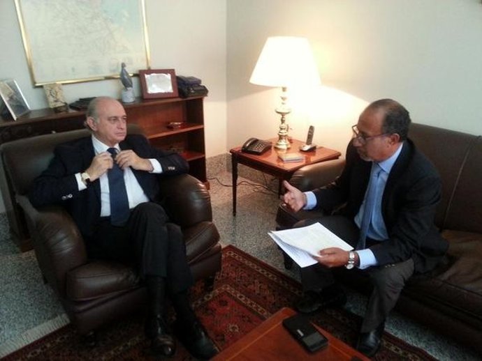 Fernández Díaz reunido con el delegado del Gobierno en Melilla