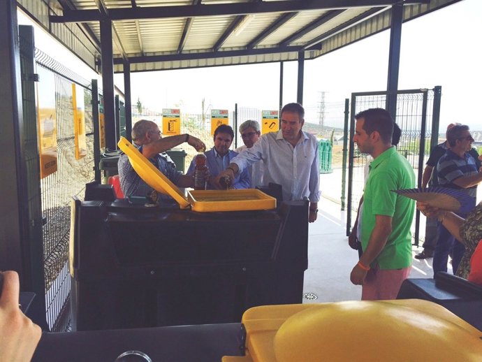 Inauguración del punto limpio de Porcuna