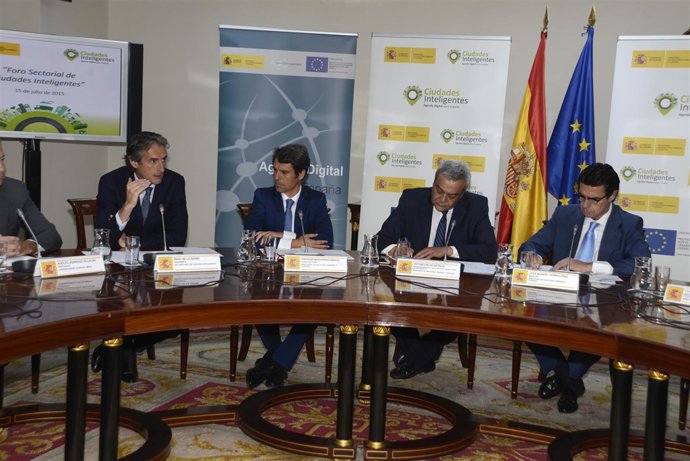 El alcalde en el foro 