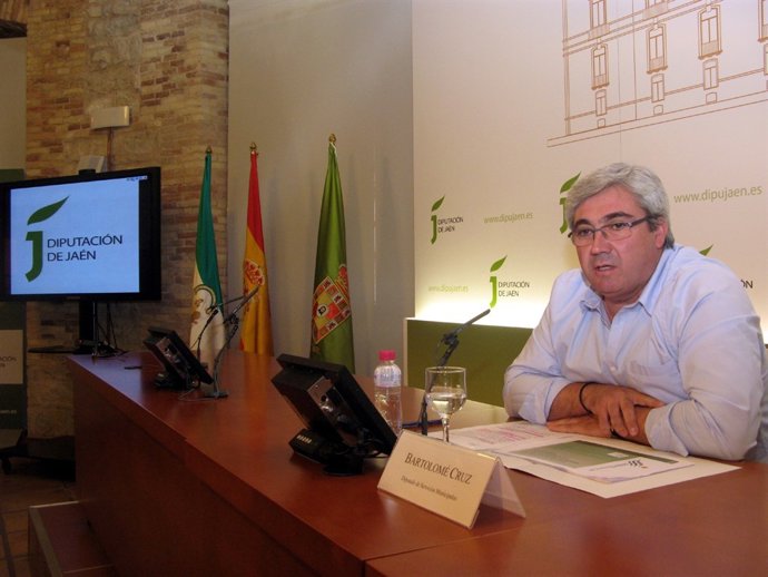 El diputado de Servicios Municipales. Bartolomé Cruz