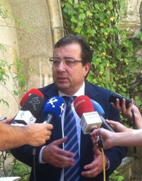 Vara señala que si el TC ordena revisar el recuento de votos nulos en Badajoz "pues habrá que rehacerlo y revisarlo"