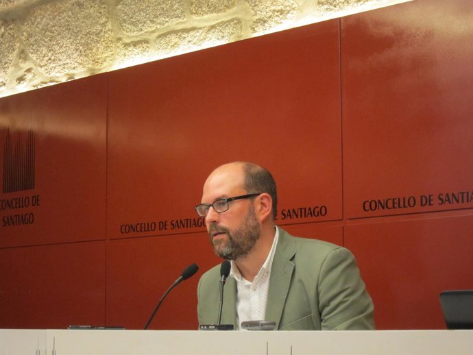 El alcalde de Santiago, Martiño Noriega, en rueda de prensa