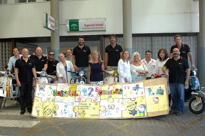 Responsables sanitarios reciben a los moteros y a representantes de la AECC