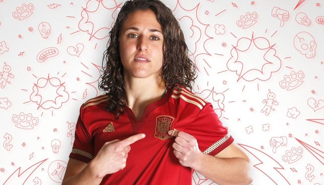 Vero Boquete, con la camiseta de la selección para el Mundial de Canadá