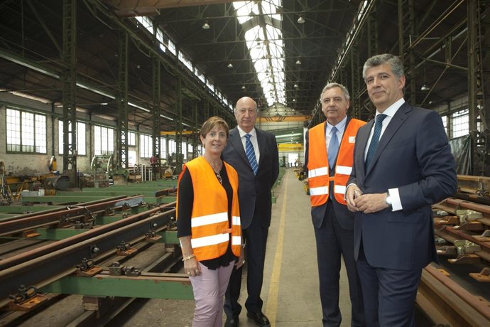 Tapia en su visita a Amurrio Ferrocarril y Equipos