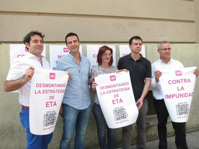 Gorka Maneiro, Maite Pagazaurtundua y Andrés Herzog presentando la campaña