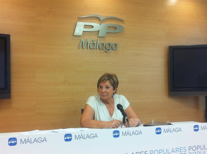 La diputada del PP Celia Villalobos