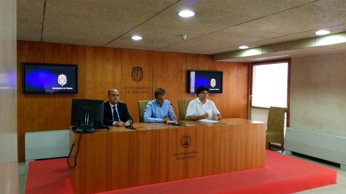 Echávarri, Bellido y Pavón, este viernes en la rueda de prensa de Ikea