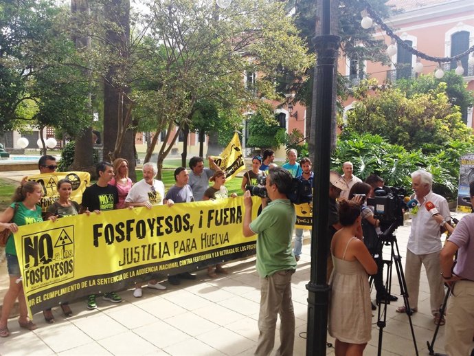 La Mesa de la Ría organiza un concierto reivindicativo. 