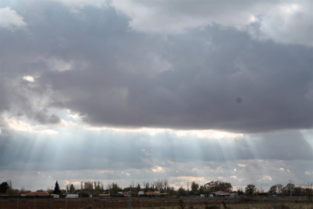 CIELO NUBLADO, TORMENTAS, TEMPORAL, LLUVIAS