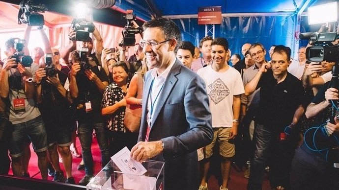 Bartomeu, elegido presidente del FC Barcelona con el 54,63% de los votos