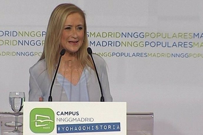 Cifuentes pone fecha al nuevo Abono Transporte para jóvenes