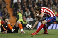 Forlán: "Fichar por el Oporto es un paso atrás para Casillas"